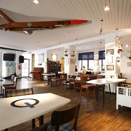 Paernu Jahtklubi Kuelalistemaja Hotel Buitenkant foto