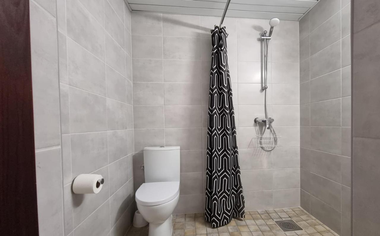 Paernu Jahtklubi Kuelalistemaja Hotel Buitenkant foto