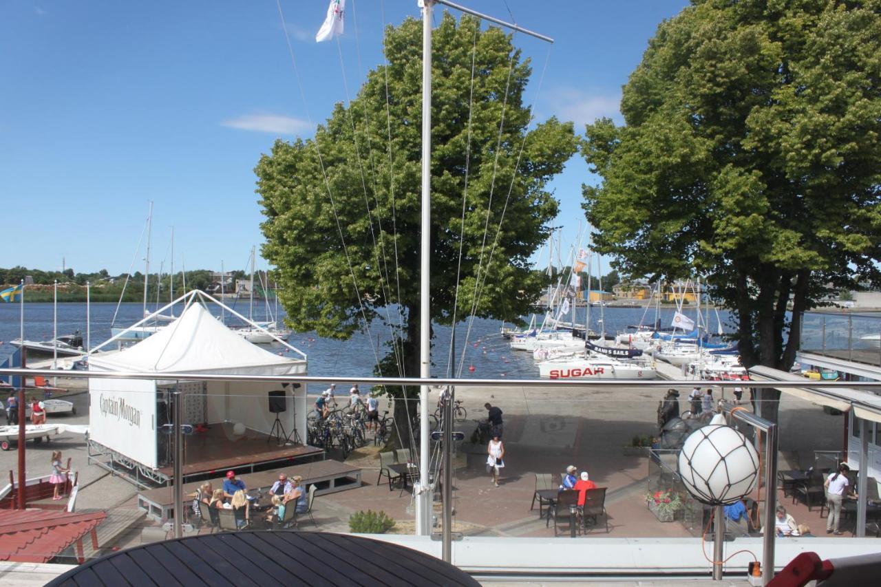 Paernu Jahtklubi Kuelalistemaja Hotel Buitenkant foto